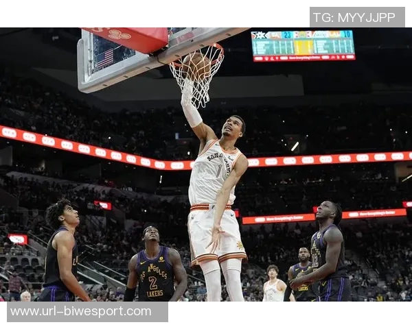 文班亚马挑战浓眉实力费城新星小艾崭露头角杨瀚森首战表现引关注